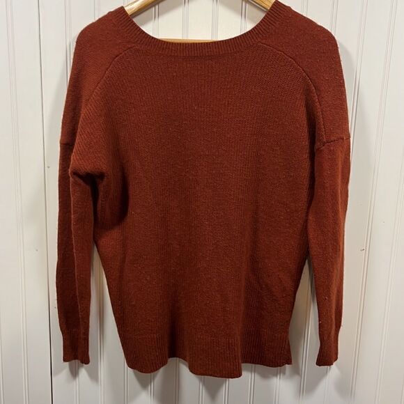 J.Crew wool burnt orange v-neck sweater - Picture 4 of 5